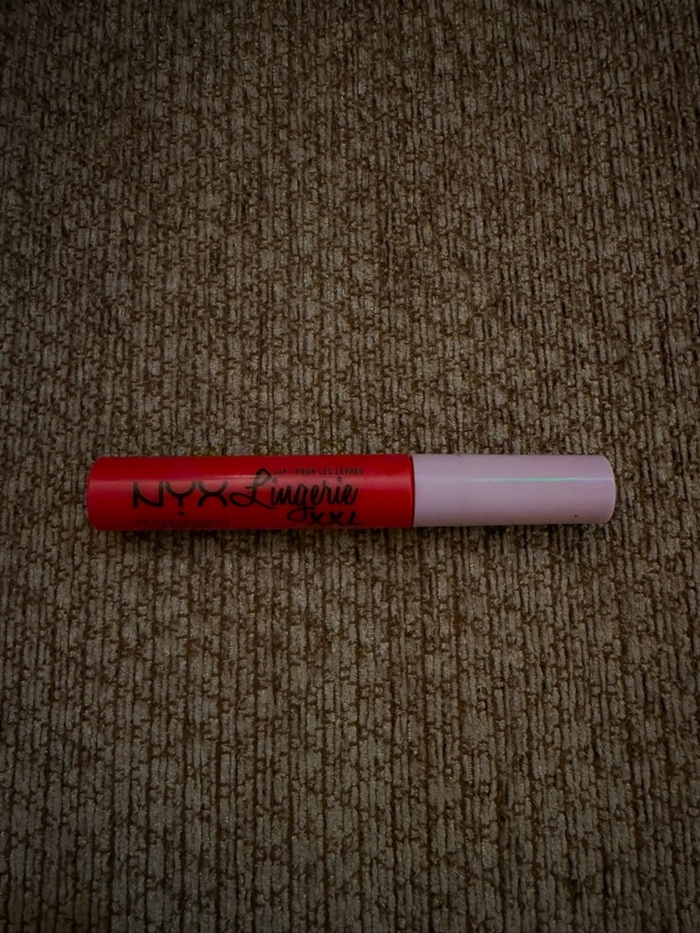 NYX Lingerie Liquid Lipstick - Bright Red